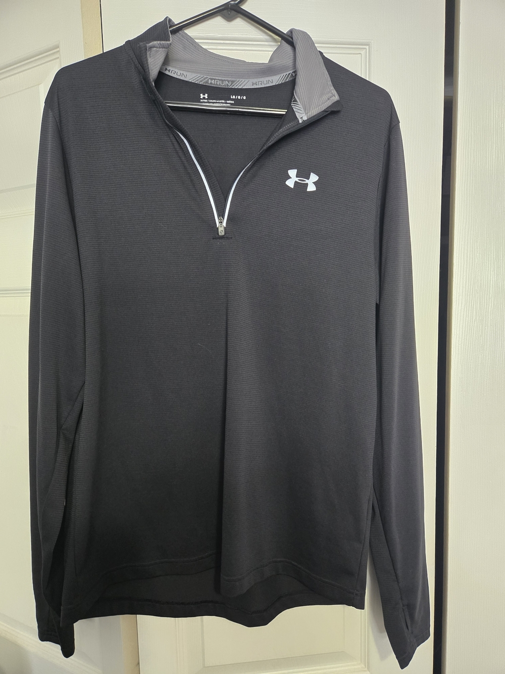 Under Armour Black 1/4 Zip Lightweight Pullover